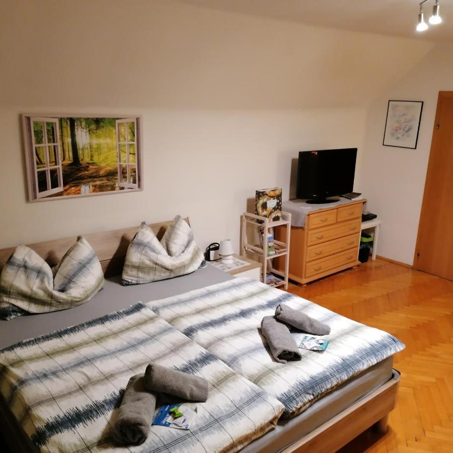 Apartment Schloffer Weiz Bagian luar foto