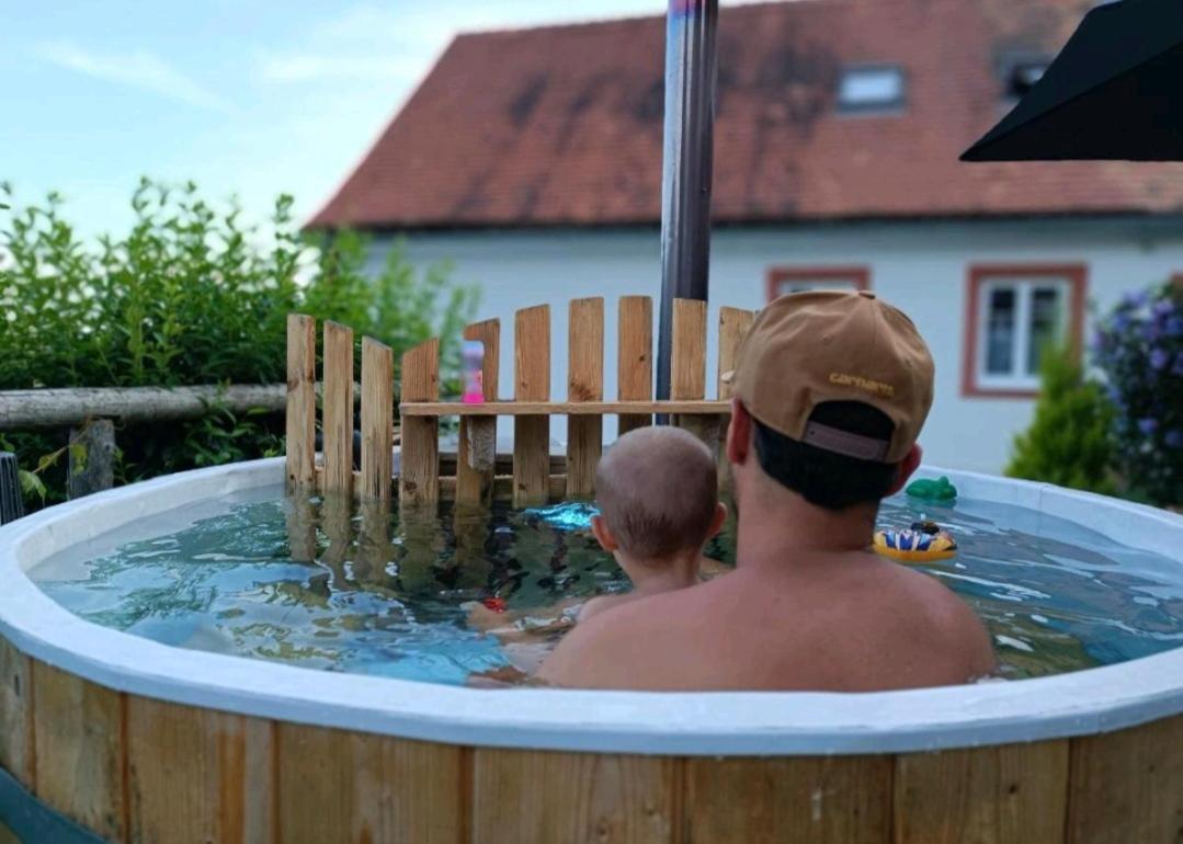 Apartment Schloffer Weiz Bagian luar foto